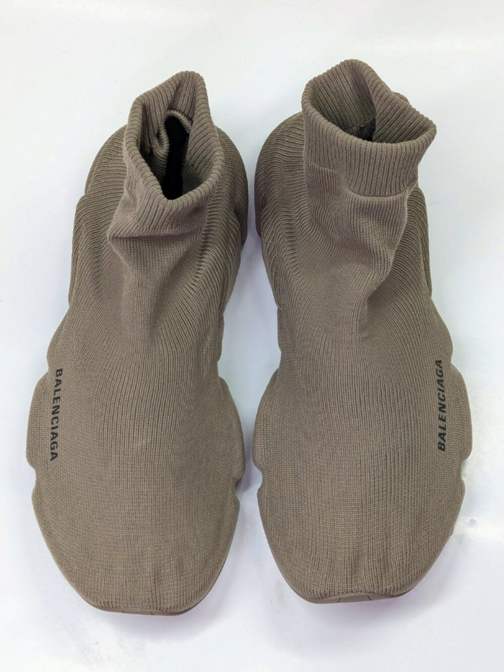 Balenciaga Men’s Speed Allover Knit Sneakers in Taupe Size 41 (MSRP $1,050) - Picture 3 of 9